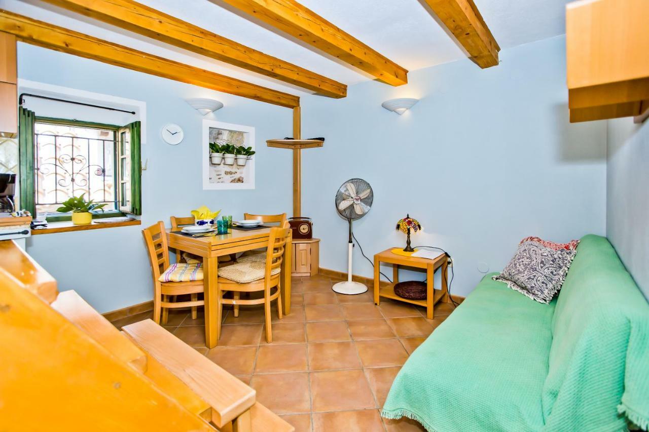 Apartment Cosy Stone House Hvar Town