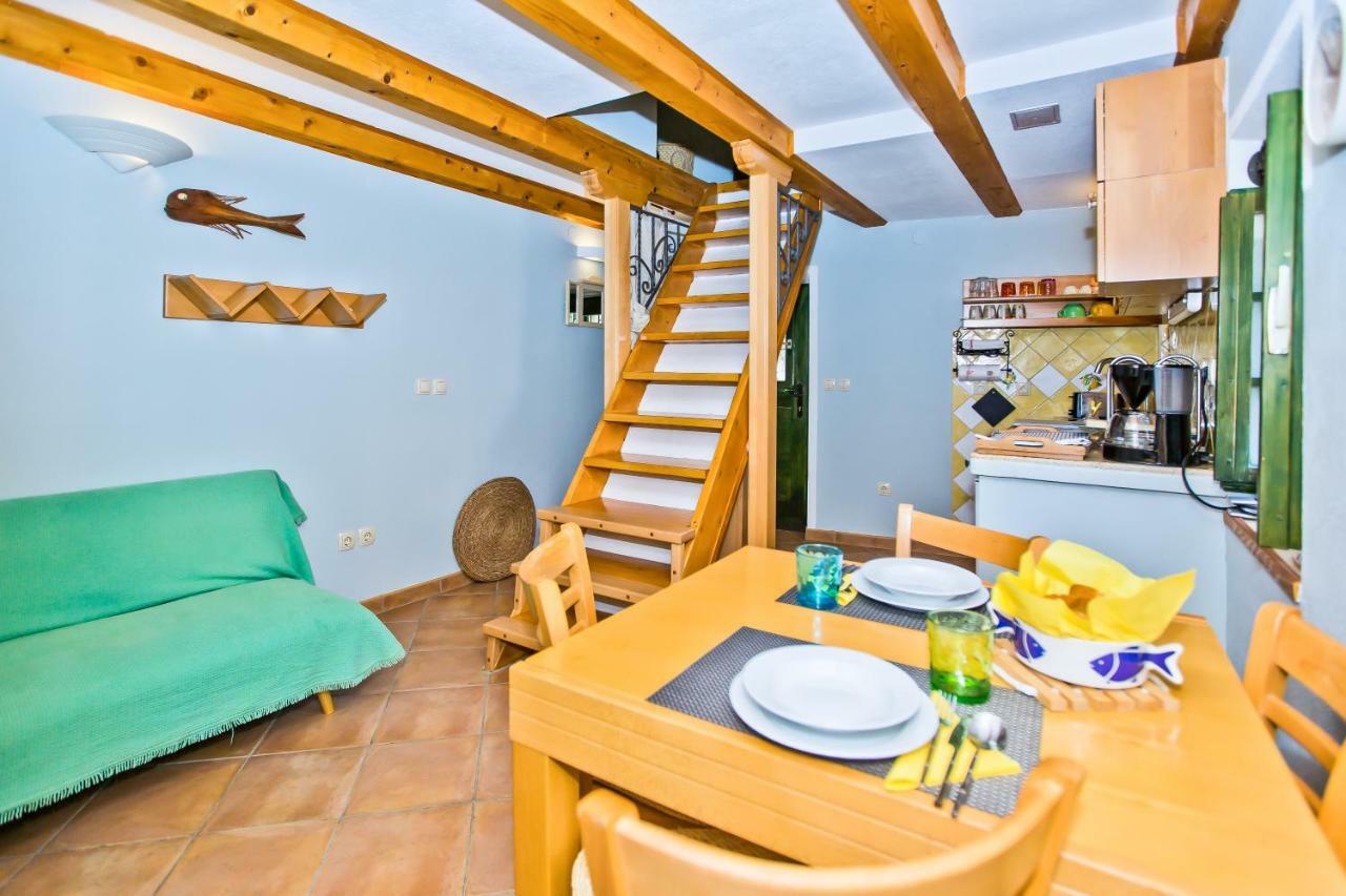 Cosy Stone House * Hvar Town